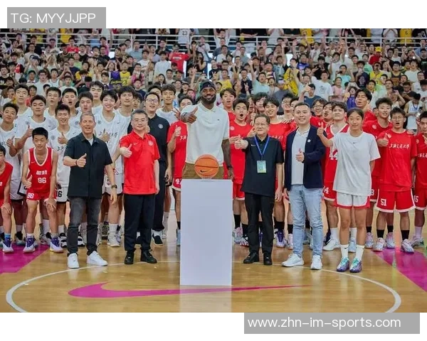 詹姆斯团队分析去年季前备战过度消耗导致其12月状态下滑