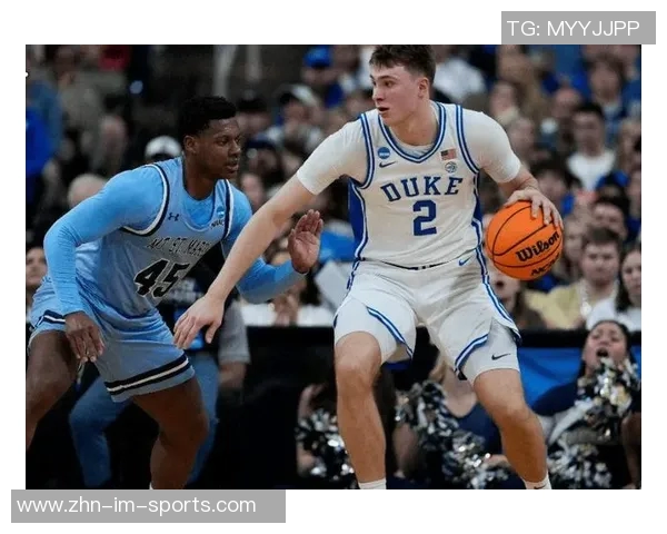 弗拉格分享篮球战术经验轻松应对NBA与大学术语混淆 弗拉格分享篮球战术经验轻松应对NBA与大学术语混淆