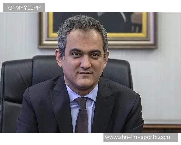 土耳其国家队门将厄泽尔擅自离营森格泽尔紧急补招入队 土耳其国家队门将厄泽尔擅自离营森格泽尔紧急补招入队