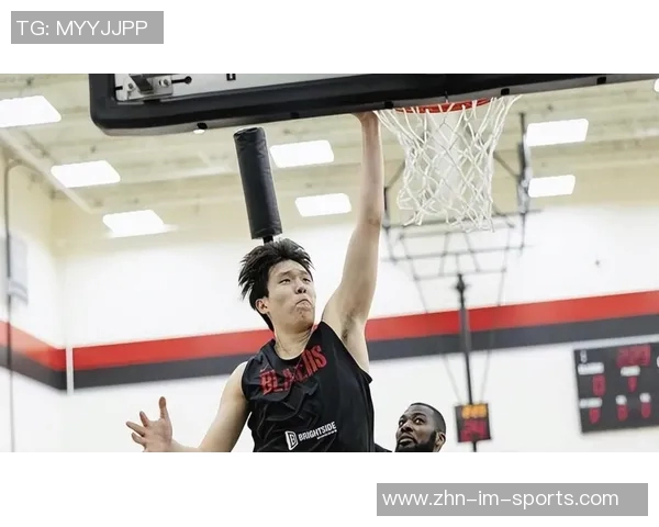 开拓者训练营第三日精彩回顾杨瀚森与克林根的对决瞬间 开拓者训练营第三日精彩回顾杨瀚森与克林根的对决瞬间