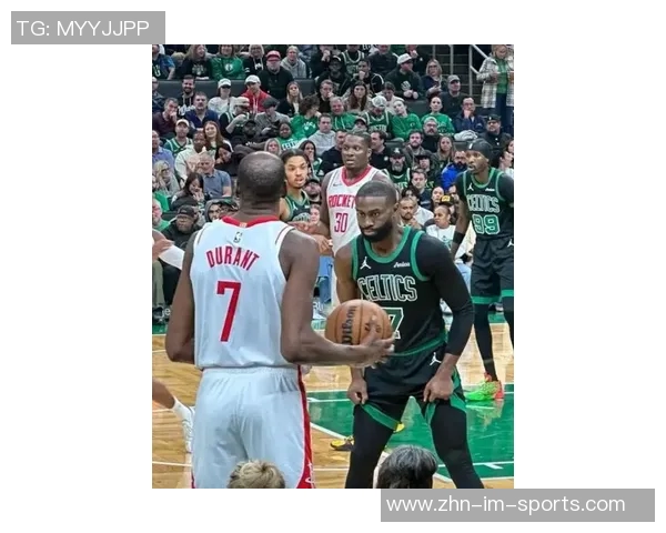 杰伦布朗强调季前赛首战防守重要性全力提升比赛节奏 杰伦布朗强调季前赛首战防守重要性全力提升比赛节奏